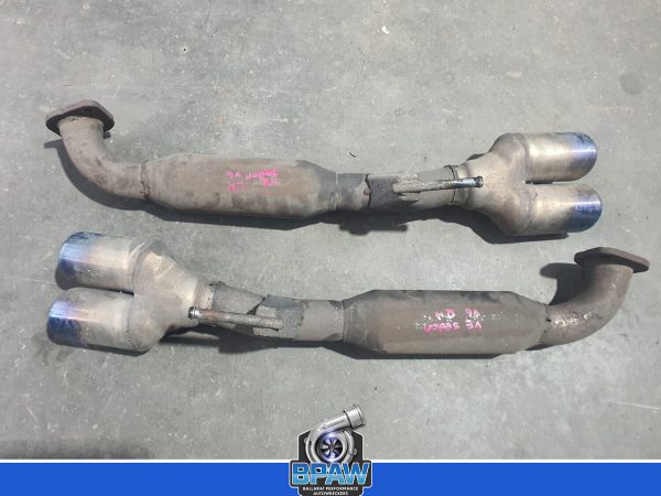 Holden VE V6 sedan exhausts sports tailpipe