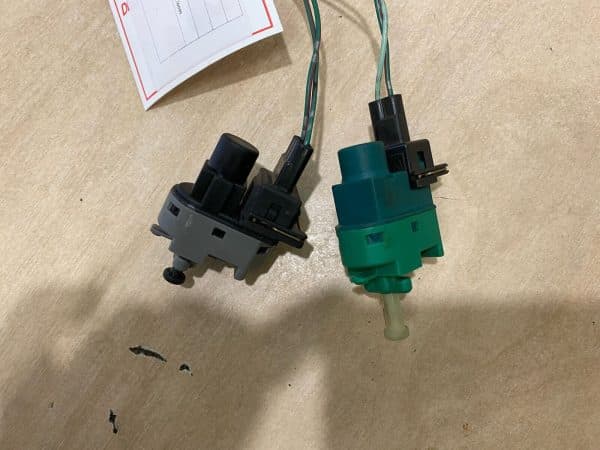 Ford BA BF Falcon 2004 brake switch wiring loom cruise - Image 3