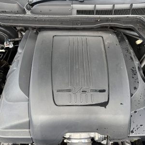 Ve commodore V6 LF1 Engine Cover
