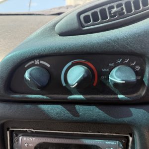 Chevrolet Camaro 1Al37 Z28 1996 Heater/AC Controls