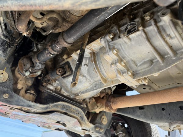 Isuzu D-Max SX 2017 Euro 5 3.0L 4 cyl Diesel Y57 6 speed manual 4wd Transmission - Image 3