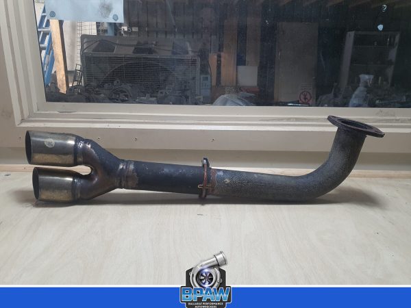 Holden VE V8 sedan exhaust rear - Image 4