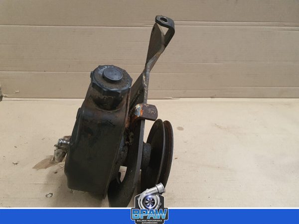 Holden VC 202 P/S pump bracket - Image 4