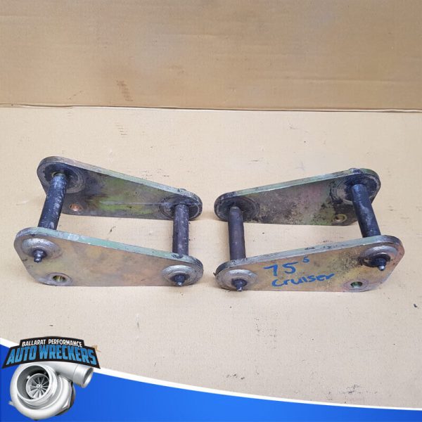 Toyota Landcruiser 75 Series Ute rear shackle upgrade - Image 3