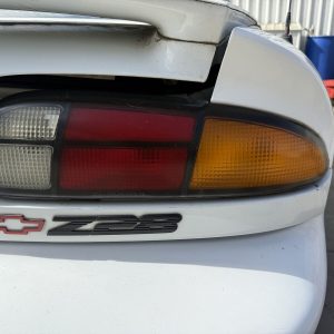 Chevrolet Camaro 1Al37 Z28 1996 Right Tail light