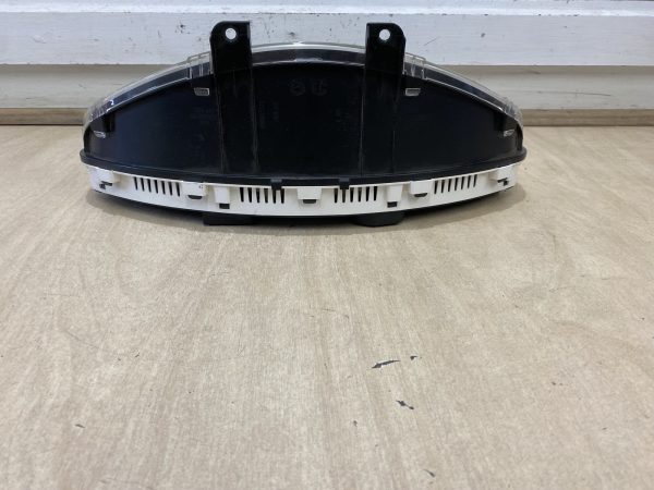 Holden Commodore VE 2009  Instrument Cluster - Image 4