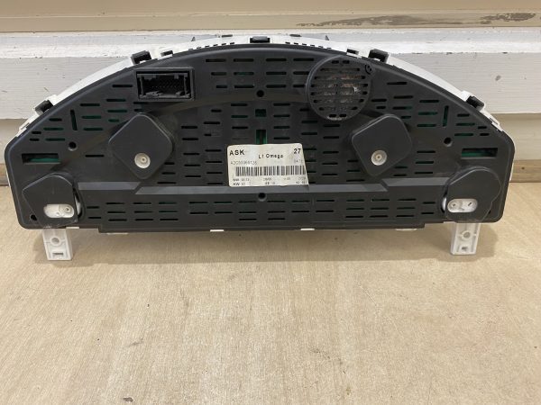 Holden Commodore VE 2009  Instrument Cluster - Image 5
