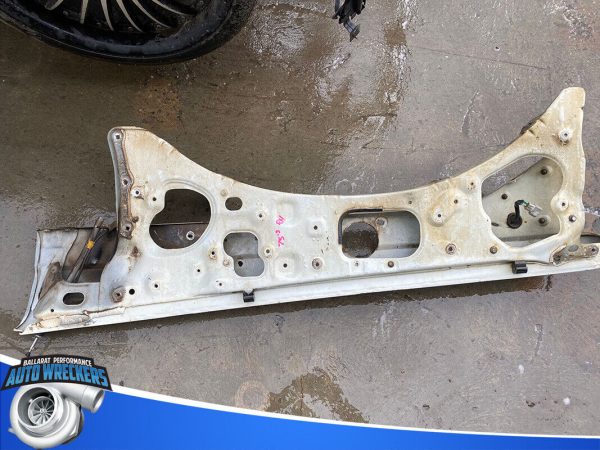 Toyota Landcruiser 75 Series RHF guard snorkel - Image 3