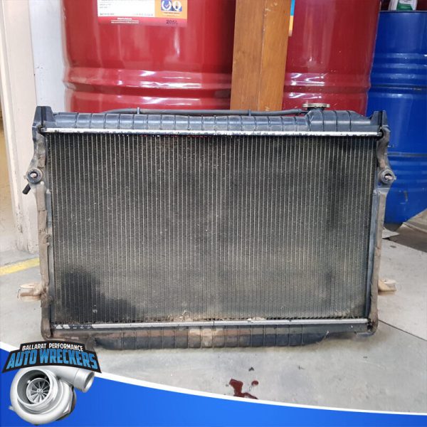 Toyota Landcruiser 80 Series radiator 1HZ diesel - Image 3