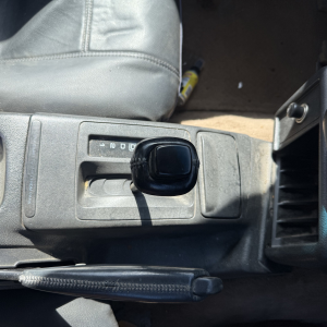 Chevrolet Camaro 1Al37 Z28 1996 Gear Stick/Shifter