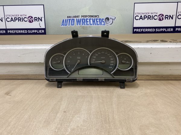 Holden VZ Commodore 2005 Dash Instrument Cluster 268,000km