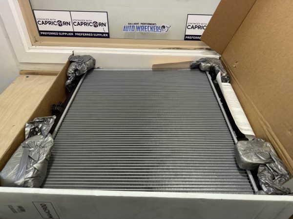 Nissan Pathfinder Navara Petrol  automatic 2007 Radiator - Image 4